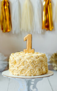 1st Birthday decoration, white rose cake